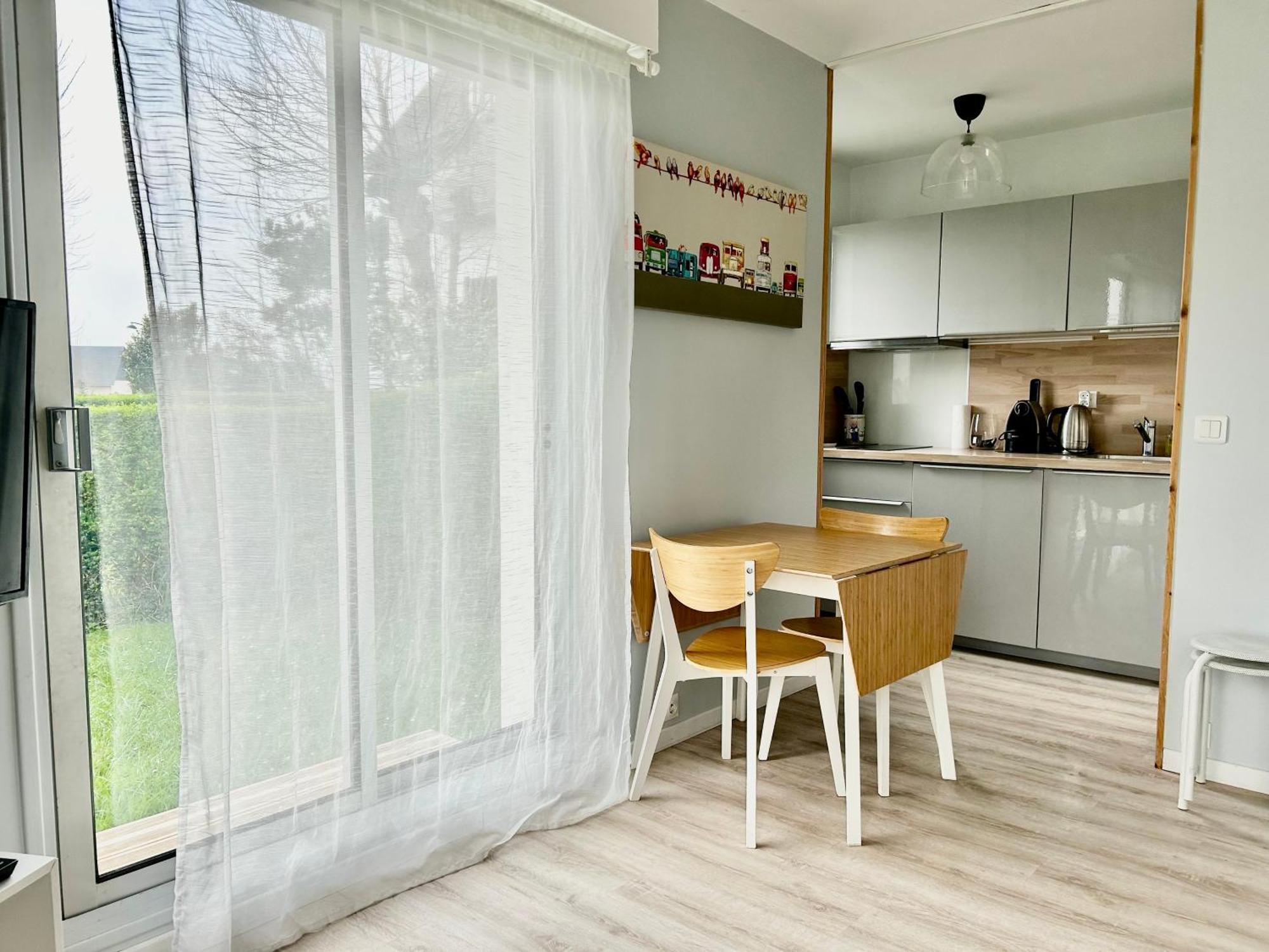 Superbe Appartement Avec Jardin Ensoleille Blonville-sur-Mer Exterior foto
